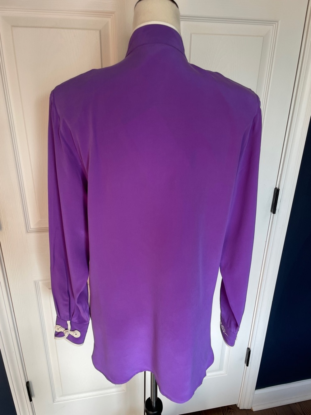 NWT Bob Mackie Purple Button-Down White Embroidered Floral Tunic Mandarin Collar - Picture 5 of 10